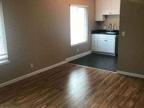 2nd image of 1717 W St APT 07