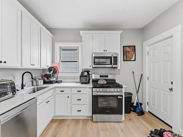 9615 Larnder Ave #1 — Photo 9