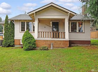 15634 20th Ave SW, Seattle, WA 98166