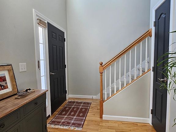 5th image of 28 Owens Drive #68