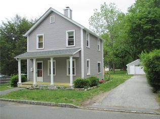 24 Division St, Warwick, NY 10990