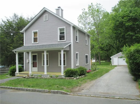 24 Division St, Warwick, NY 10990