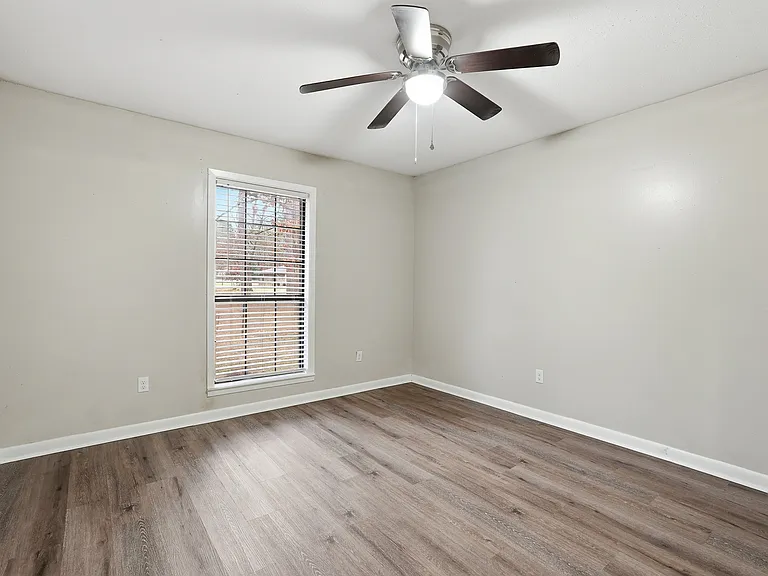 1903 Ginnett Rd — Photo 14