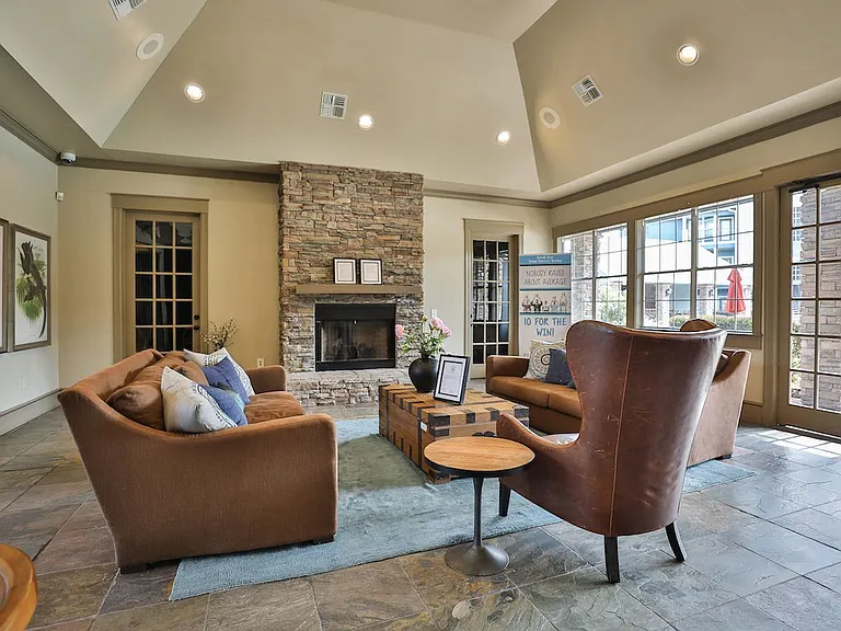 Enclave At Woodbridge — Photo 22
