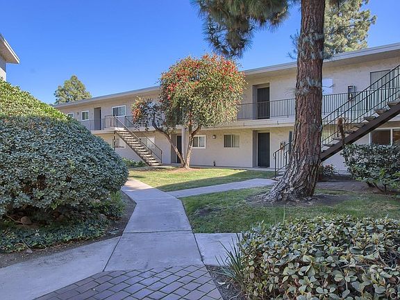 4th image of 8220 Vincetta Dr