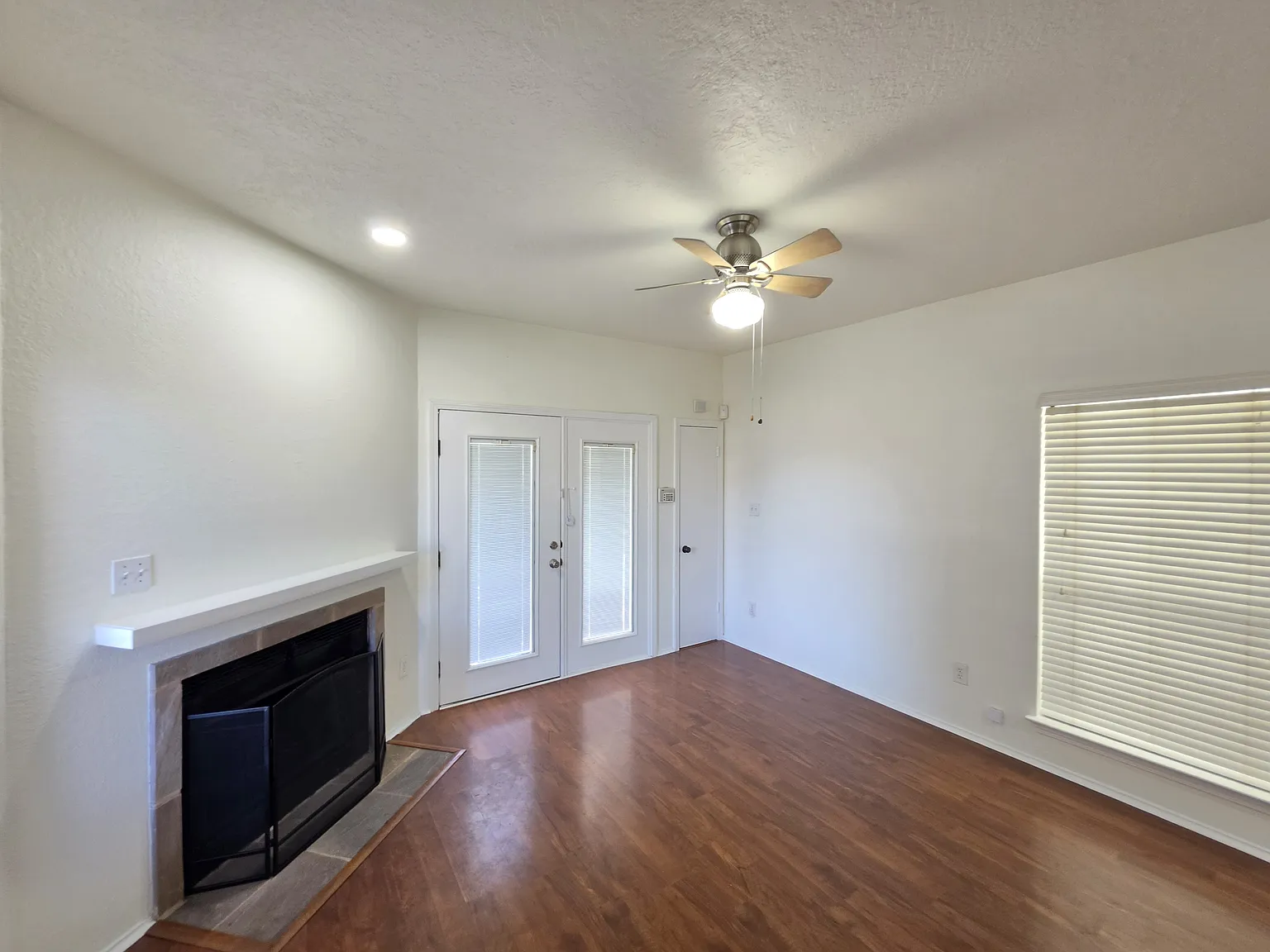 1 bed, 573 sqft, $1,195 — Photo 4