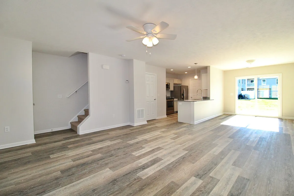 Building Photo - 3015 Locust Grove Ct