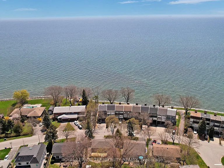 2055 Waters Edge Dr — Photo 29