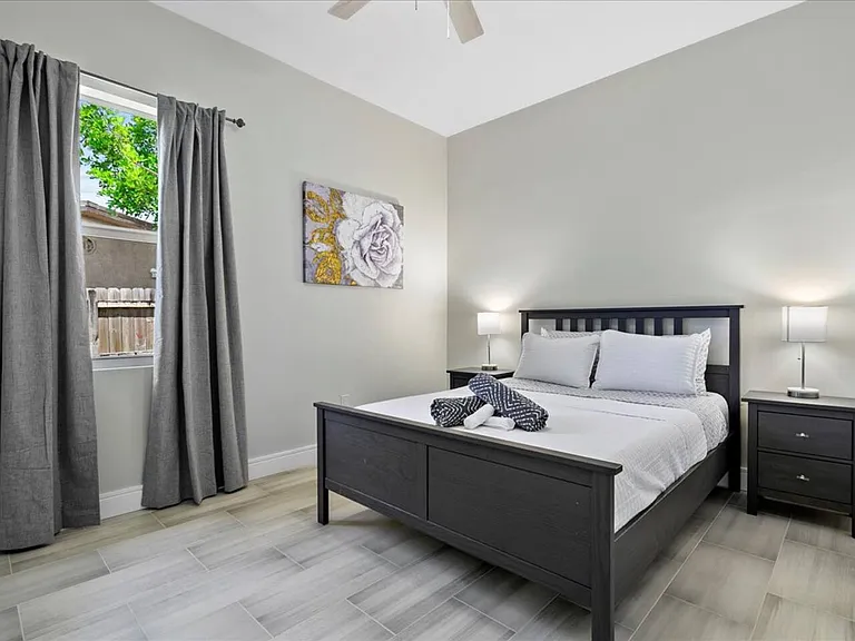 818 Foresteria Dr — Photo 21