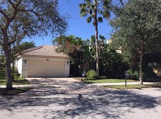 1271 Meadows Blvd, Weston, FL 33327