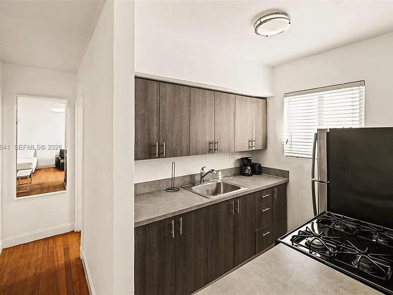 7340 Harding Ave #15 — Photo 4