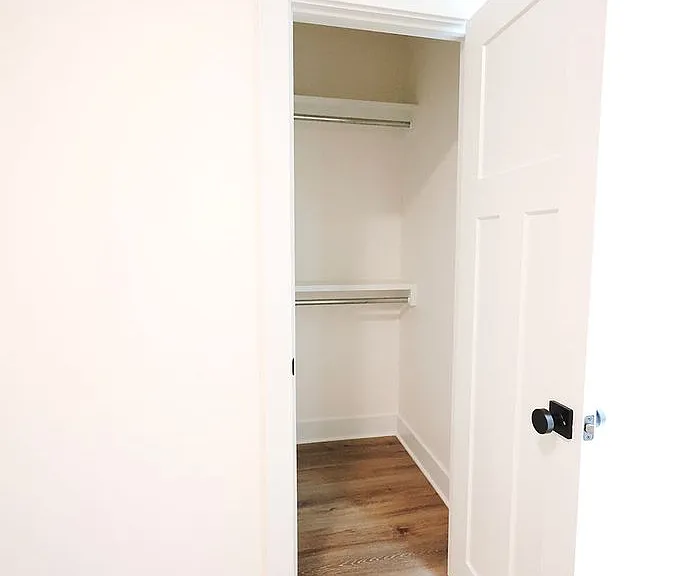 522 E Briarbrook Ln — Photo 22