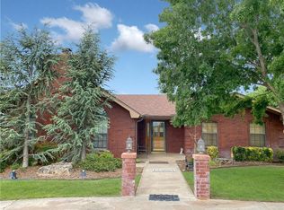 2111 Morris Ln, Sayre, OK 73662