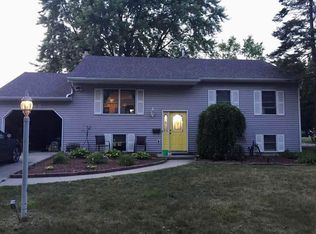 3165 Canterbury Dr, Bay City, MI