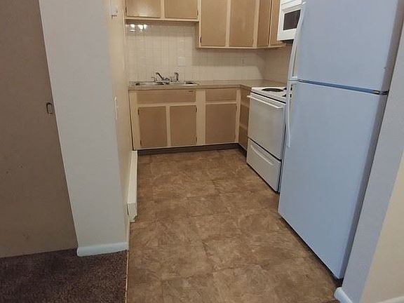 4th image of 945 Welsh View Dr APT C5