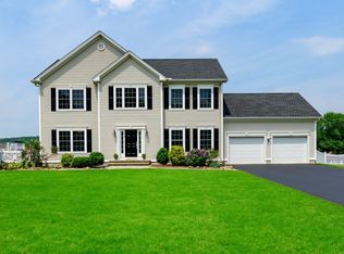 37 Warren St, Cheshire, CT 06410