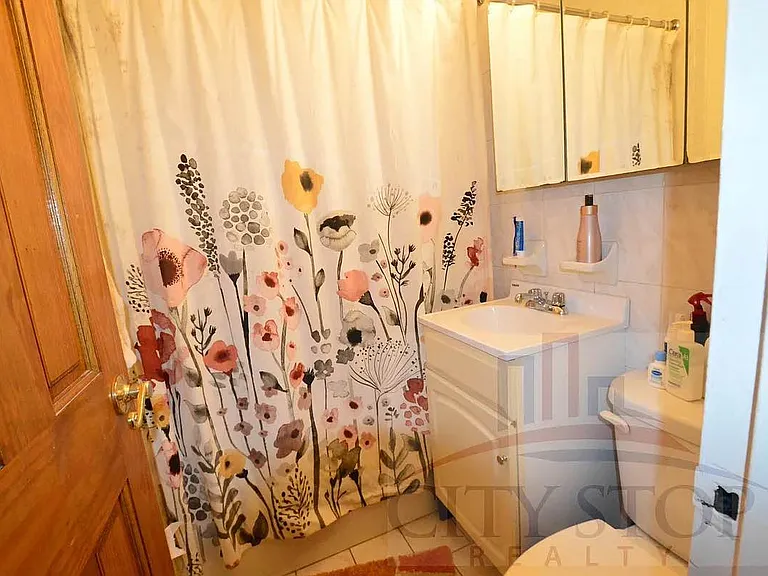 101 W 77th St #3B — Photo 6