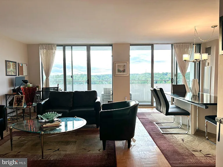 5101 River Rd #1901 — Photo 3