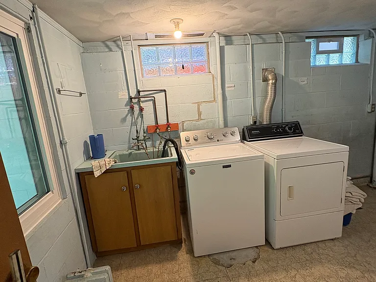 103 N Rocky River Dr — Photo 16