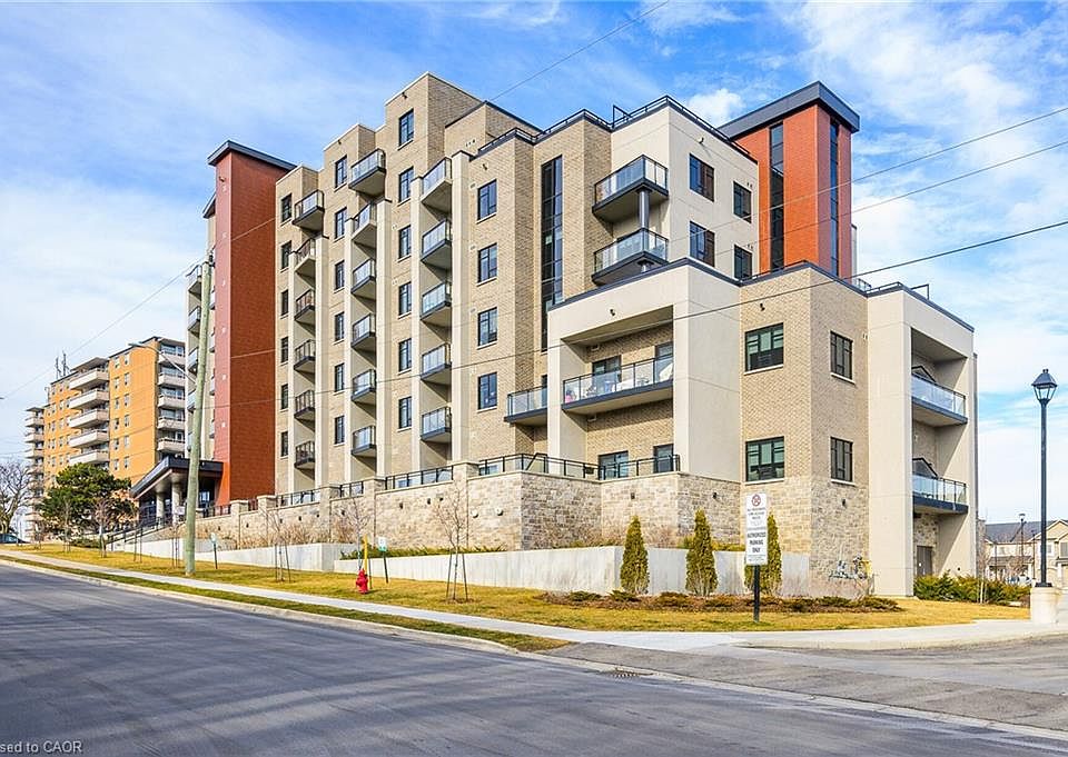 1st image of 30 Hamilton St S #313