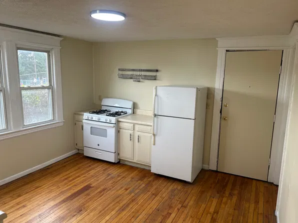 331 Winton St #1, Syracuse, NY 13203