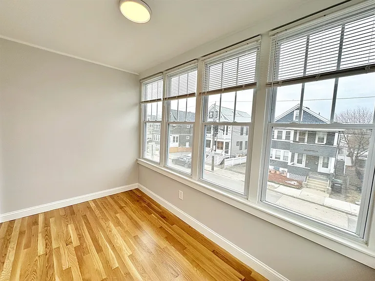75 Governor Winthrop Rd — Photo 24