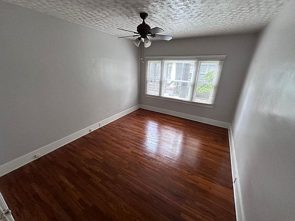 3rd image of 1331 E 3rd St #1331