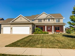 136 Prairie Ln, Forsyth, IL 62535