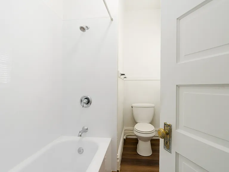Marlboro Apartments — Photo 5