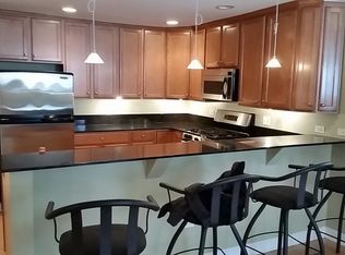 930 W Agatite Ave APT 1, Chicago, IL 60640