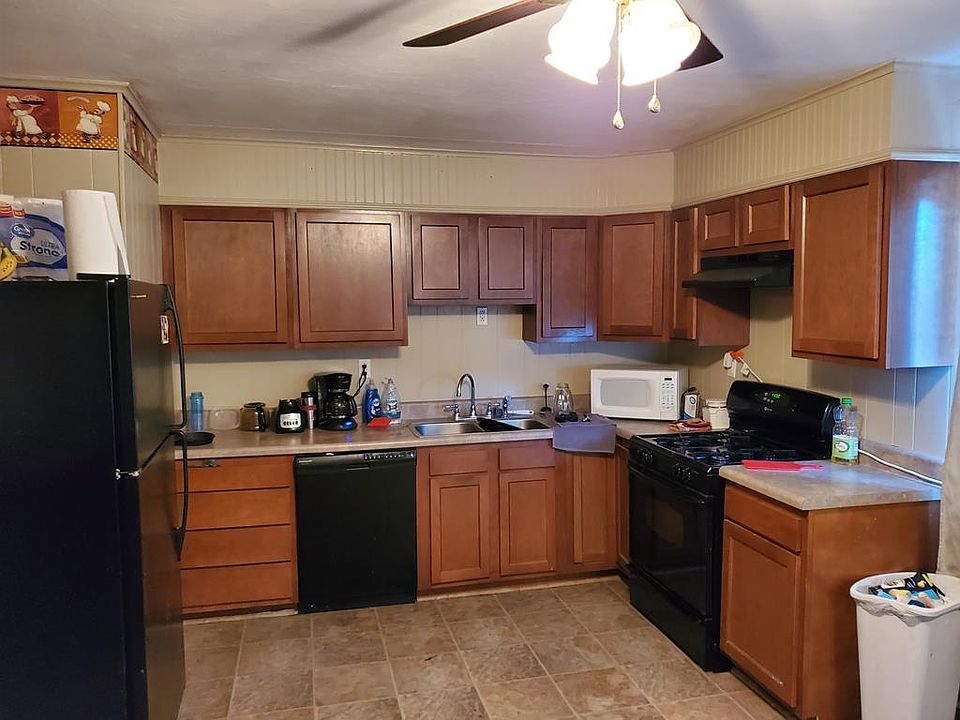1st image of 302 Collinwood Dr