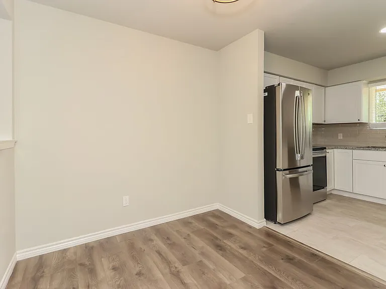 3300 Chalmette Ct — Photo 7