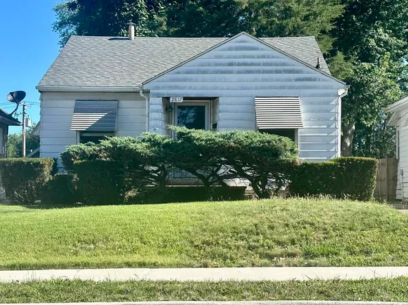 2817 Elm St, Quincy, IL 62301