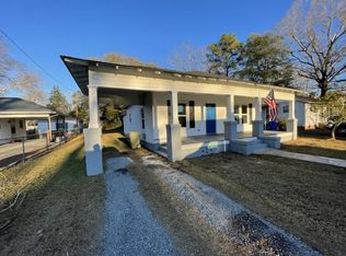 247 Woods St, Darlington, SC 29532