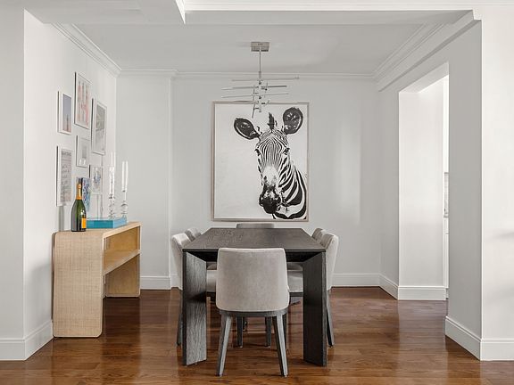 4th image of 136 E 76th St APT 8C