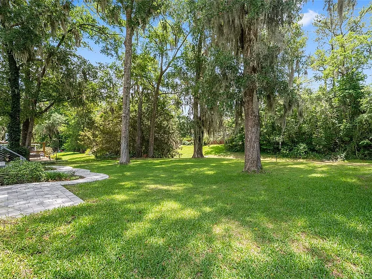 8140 NW 48th Ln — Photo 48