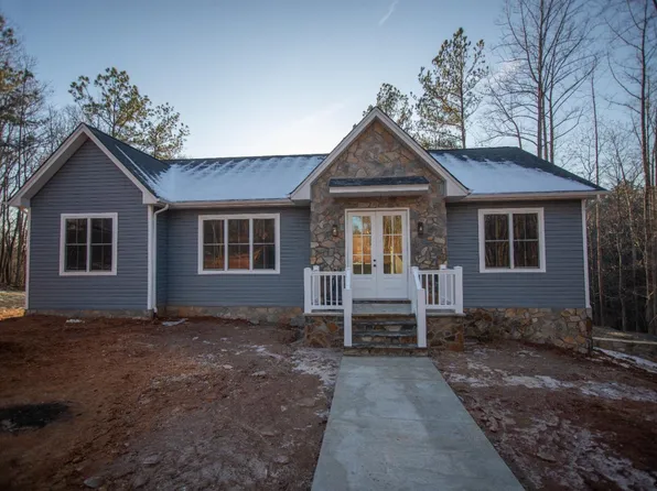 203 Cambridge Ct, Madison Heights, VA 24572