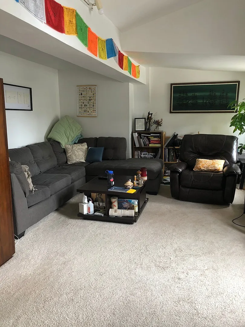 504 Cathedral Street — Photo 3