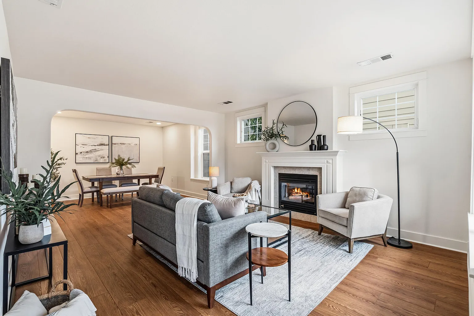 597 Mariposa Ct photo 1