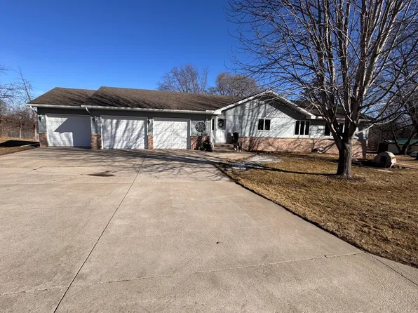 800 State St N, Eden Valley, MN 55329
