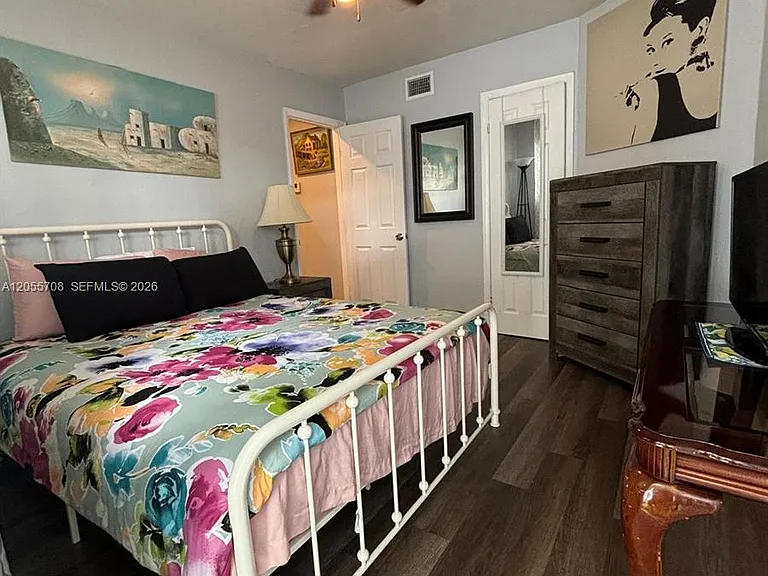 1509 N Andrews Ave #1 — Photo 11