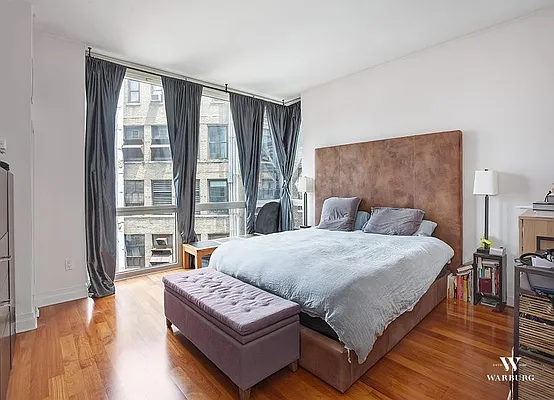Rented by Warburg | media 12