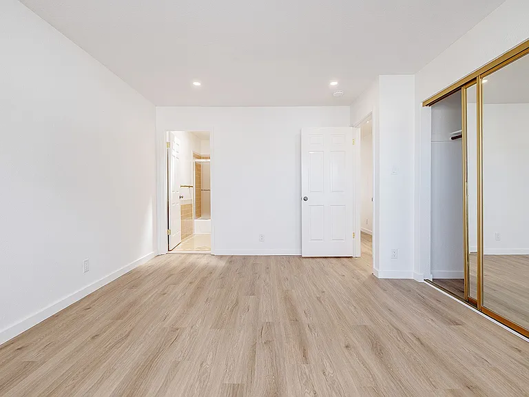 479 24th Ave #3 — Photo 16