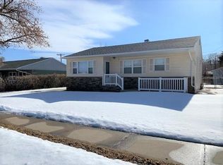 4437 Grays Dr, Rapid City, SD 57702