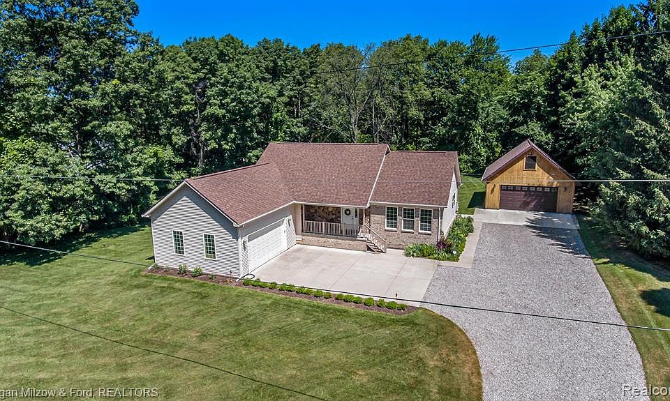 9647 Hadley Rd, Clarkston, MI 48348 | Zillow