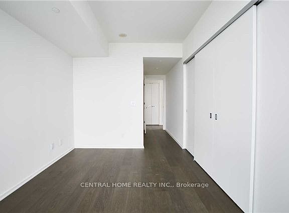 5th image of 1 Bloor St E #Bd76a4d69