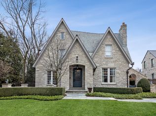 412 E 8th St, Hinsdale, IL