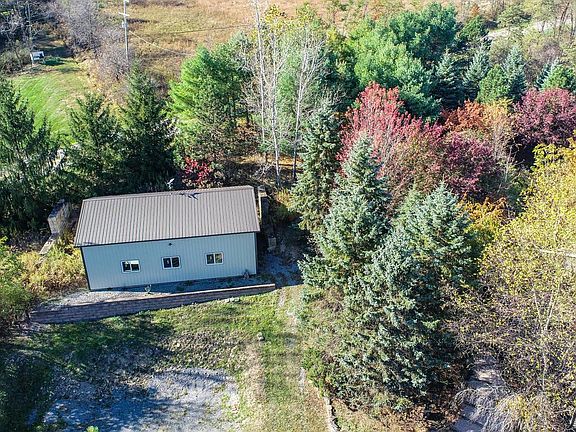 4th image of 3836 Chestnut Grove Rd