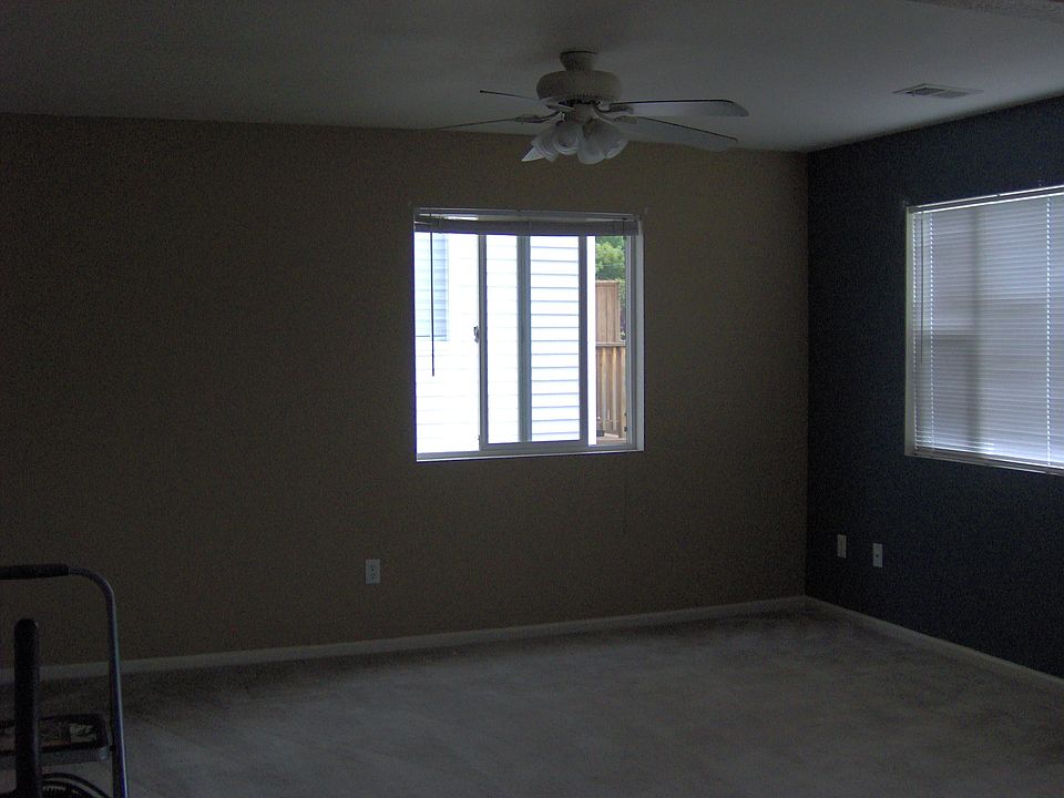 2nd image of 256 Patton Ave