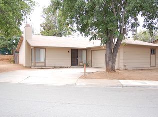 881 Terra Ln, El Cajon, CA 92019